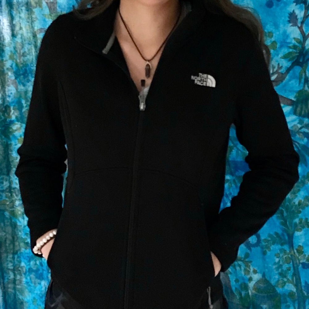 Black zip up north face